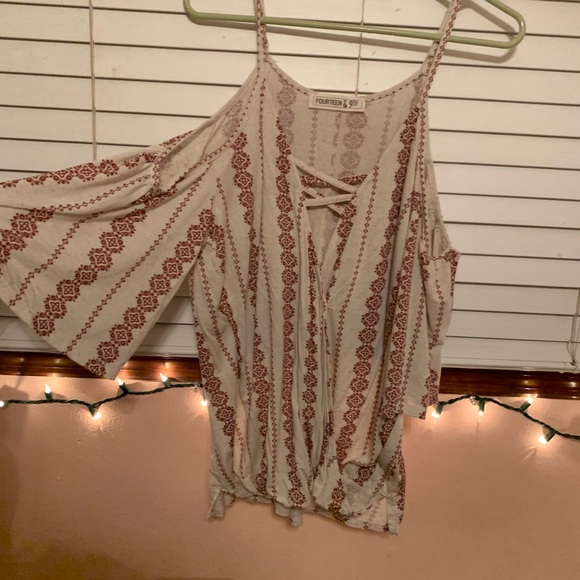 off the shoulder blouse!! - Picture 1 of 3
